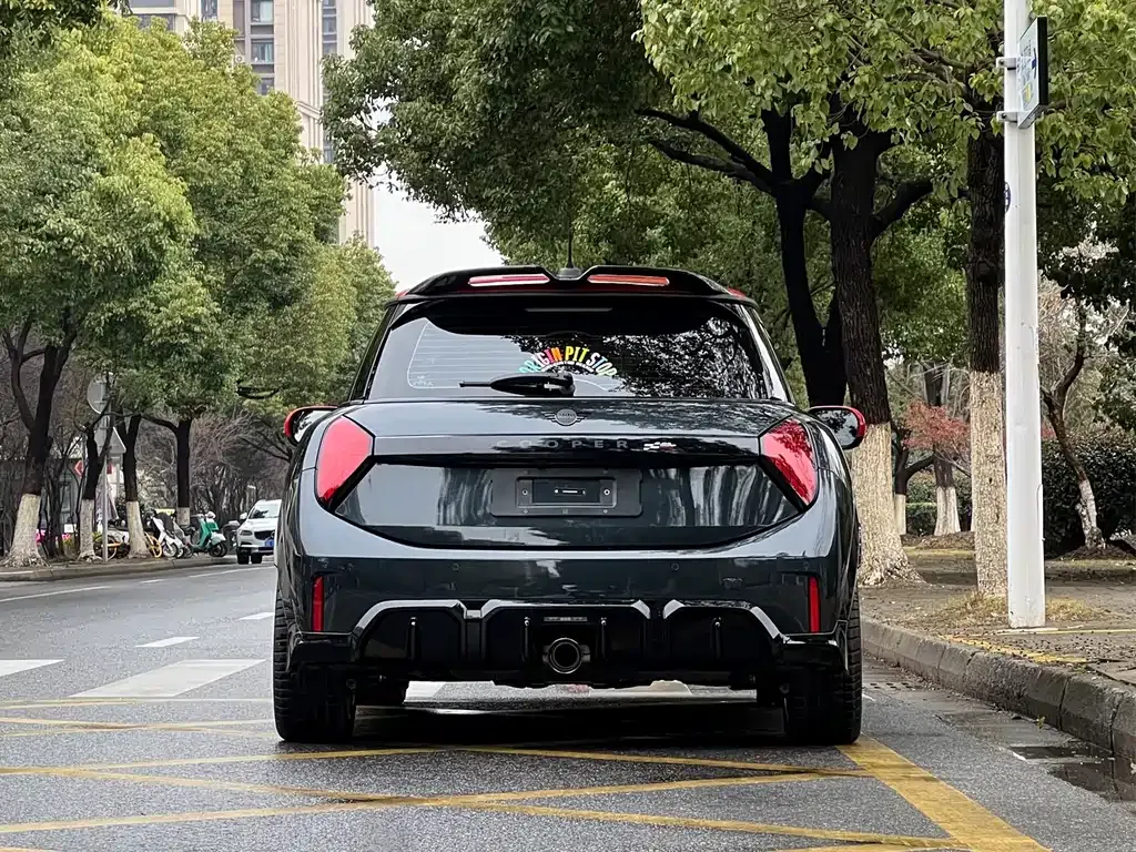 MINI JCW Electric 2025 из CN, фото 3