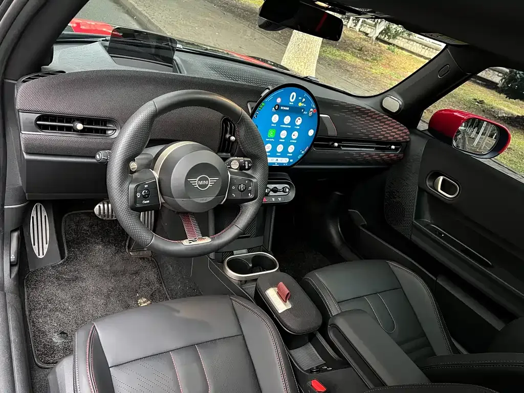 MINI JCW Electric 2025 из CN, фото 7