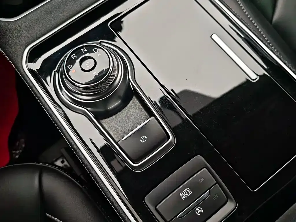 Ford Edge 2023 из CN, фото 8