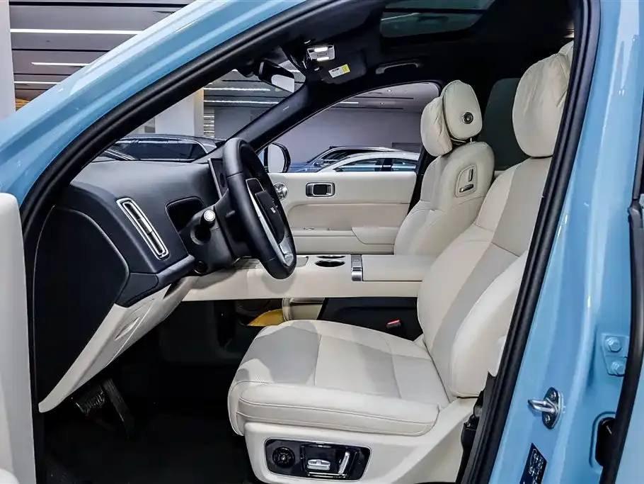 Li Auto L8 2025 из CN, фото 8