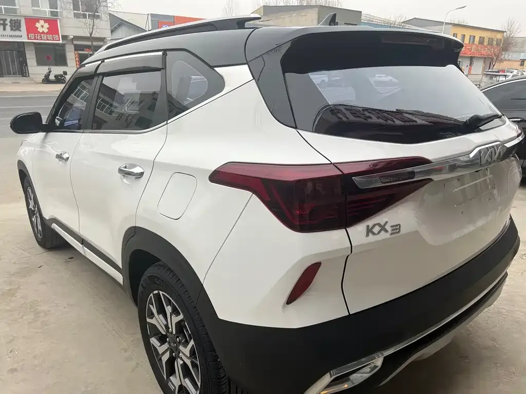 Kia KX3 2023 из CN, фото 10