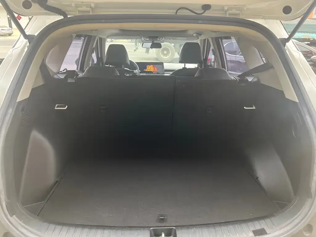 Kia KX3 2023 из CN, фото 3
