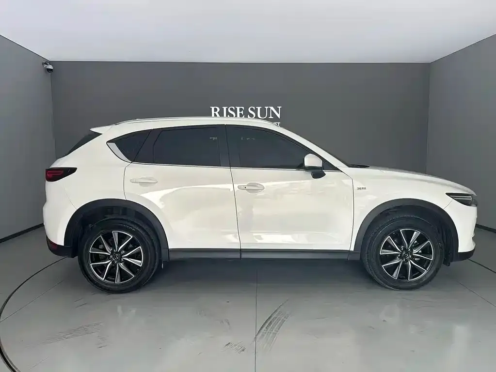 Mazda CX-5 2021 из CN, фото 2