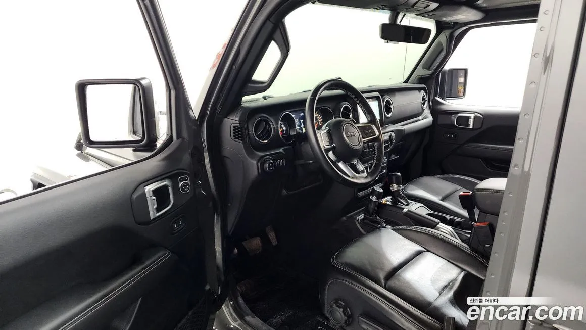 Jeep Wrangler 2021 из KR, фото 9
