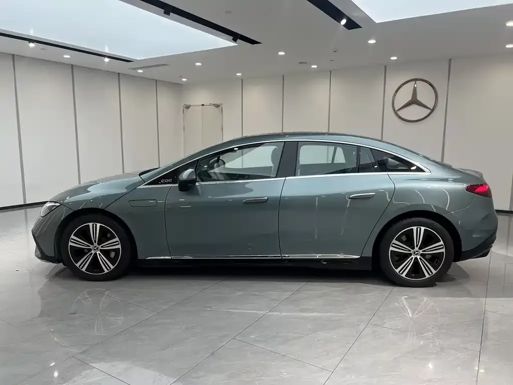 Mercedes-Benz EQE 2024 из CN, фото 10