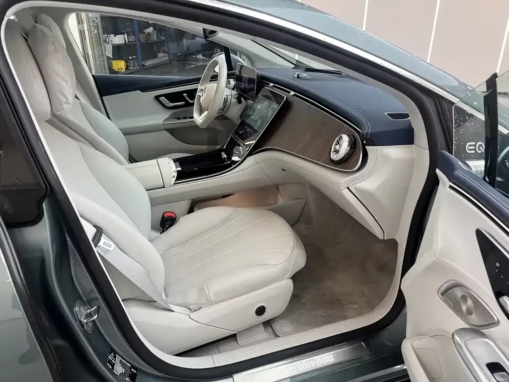 Mercedes-Benz EQE 2024 из CN, фото 6