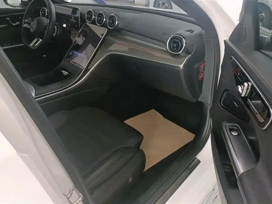 Mercedes-Benz C-Class 2023 из CN, фото 10
