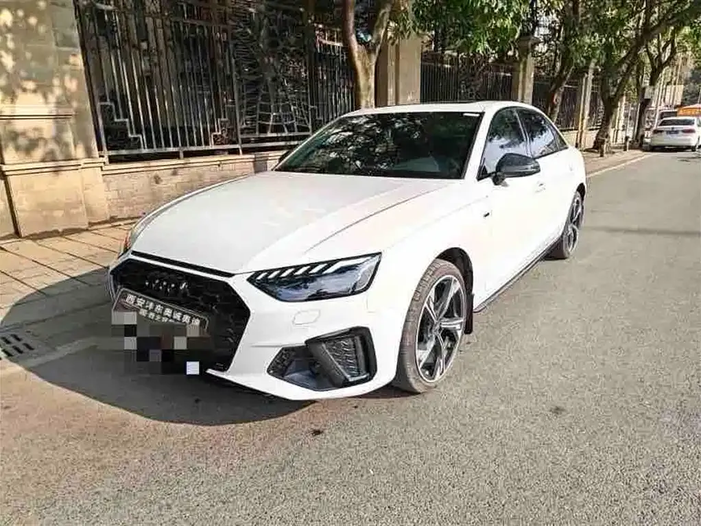 Audi A4L 2023 из CN, фото 7
