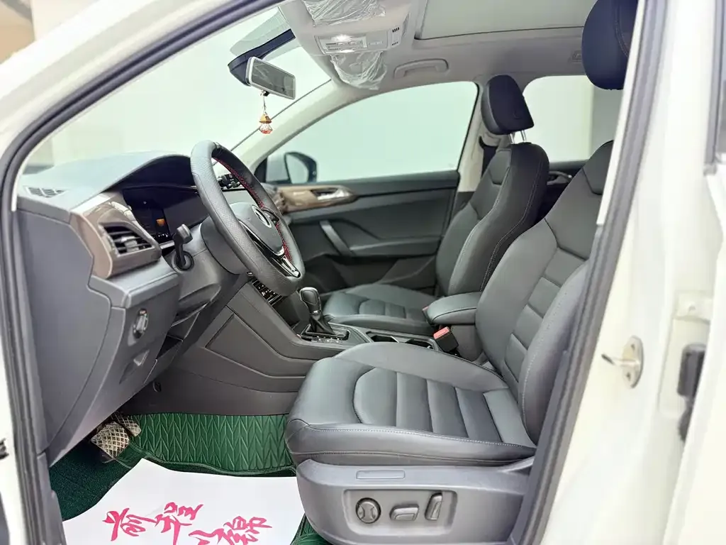 Volkswagen Tharu 2022 из CN, фото 9