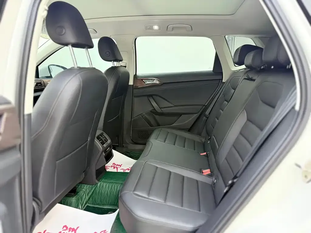 Volkswagen Tharu 2022 из CN, фото 5