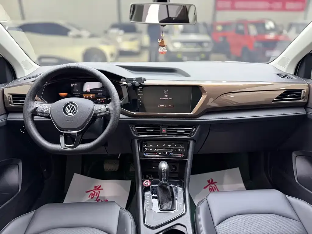 Volkswagen Tharu 2022 из CN, фото 6