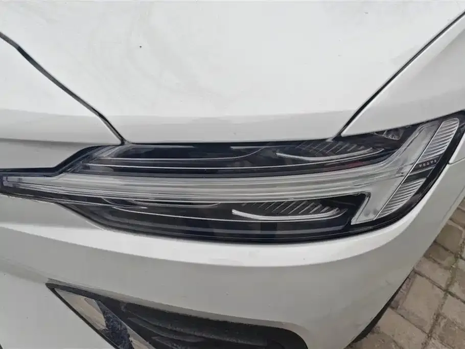 Volvo S60 2024 из CN, фото 2