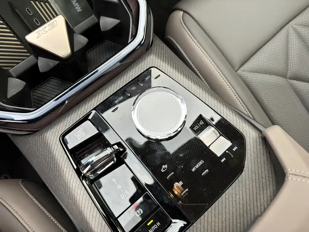 BMW X3 2025 из CN, фото 3