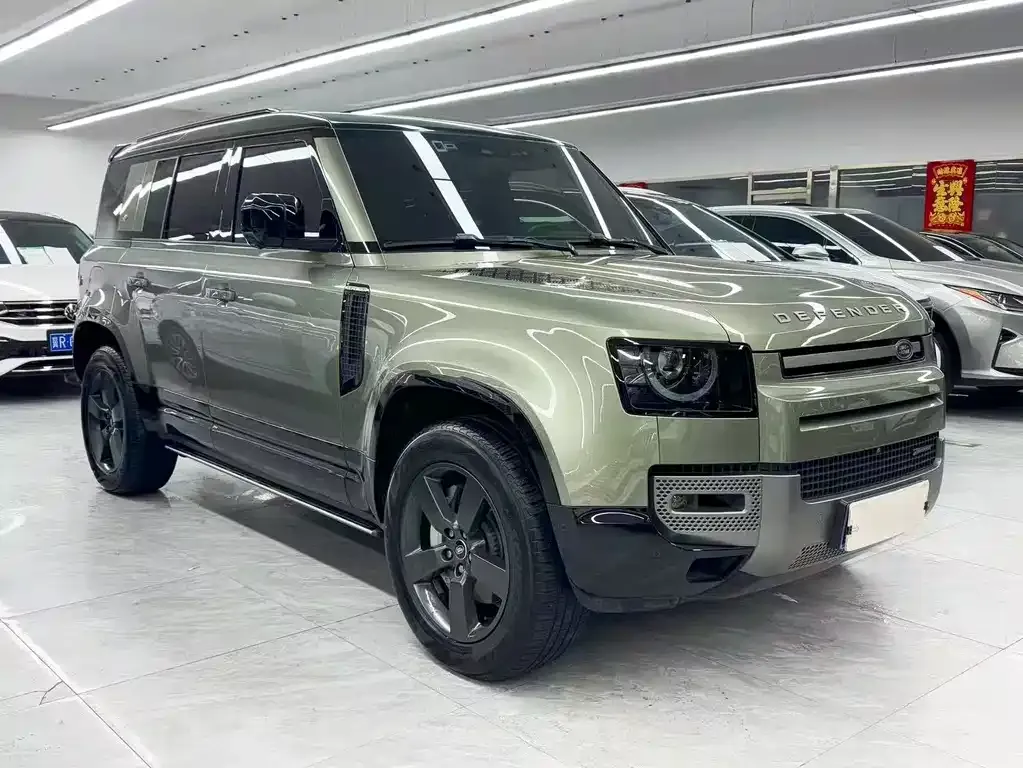 Land Rover Defender — фото 6