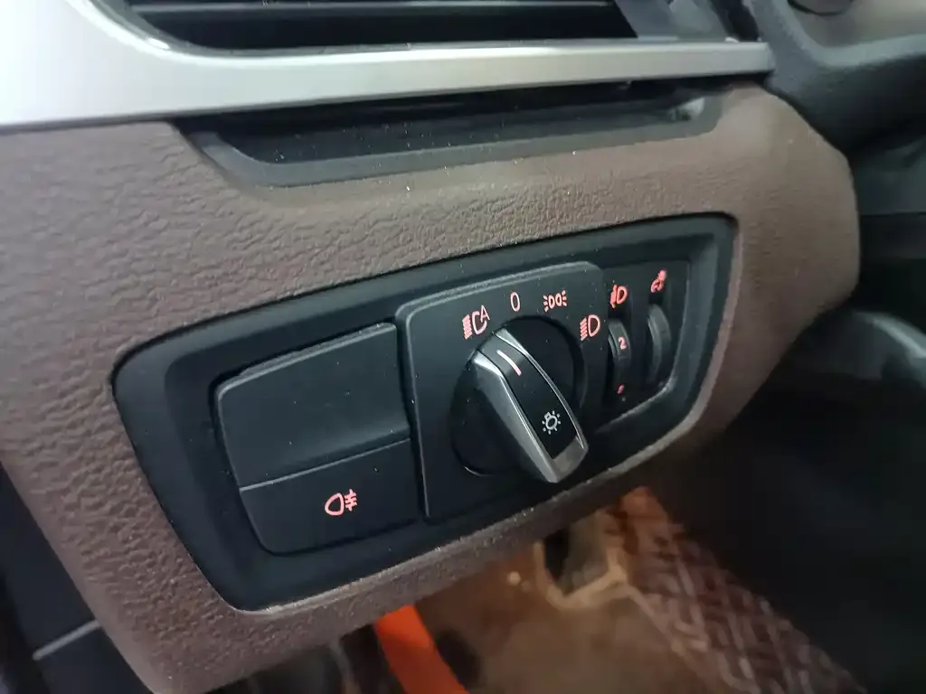 BMW X1 2021 из CN, фото 3