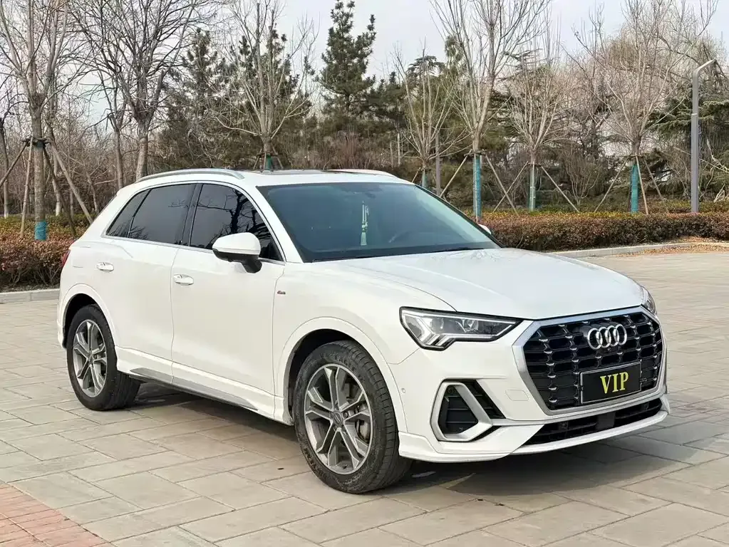 Audi Q3 — фото 6