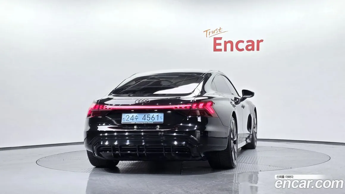 Audi e-tron GT 2022 из KR, фото 4