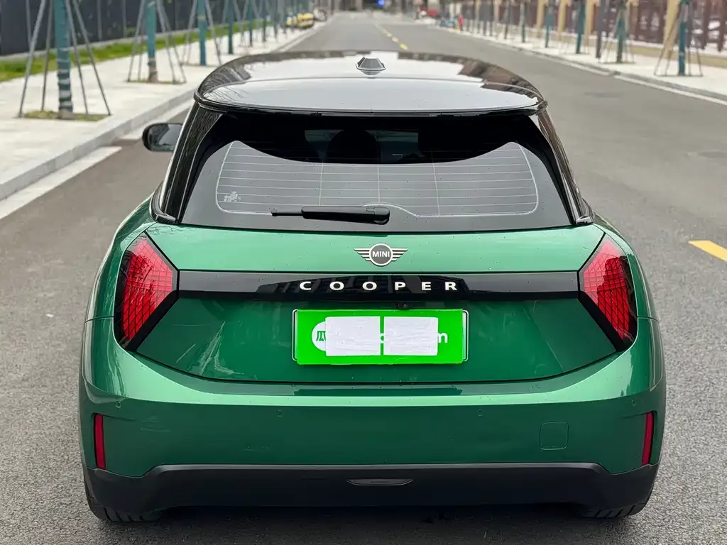MINI Cooper EV 2024 из CN, фото 6