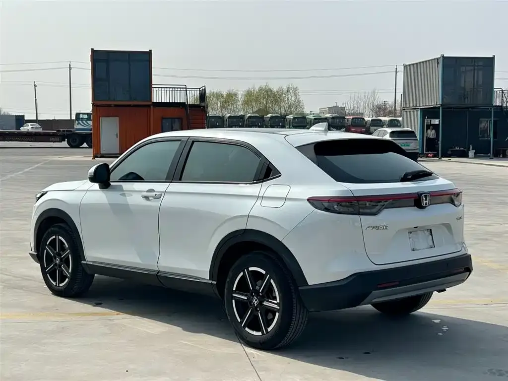Honda Vezel 2024 из CN, фото 3