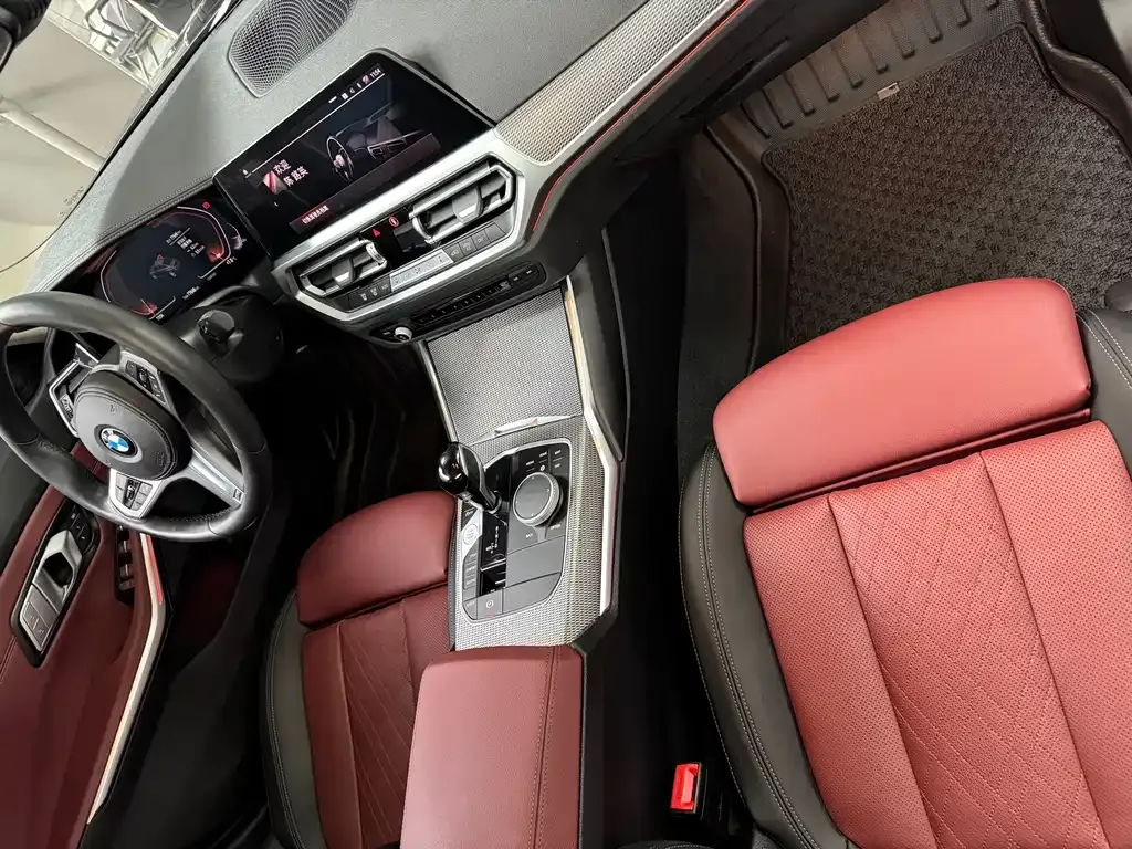BMW 3 Series 2022 из CN, фото 10