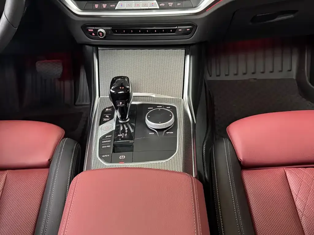 BMW 3 Series 2022 из CN, фото 6