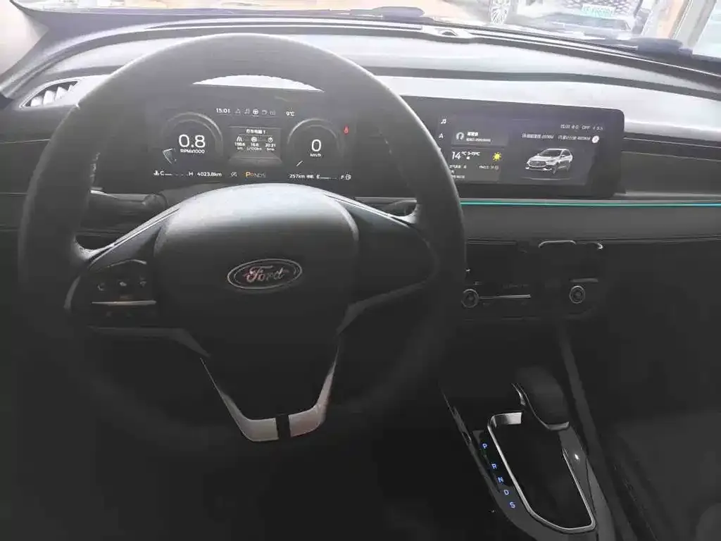 Ford Escort 2022 из CN, фото 6