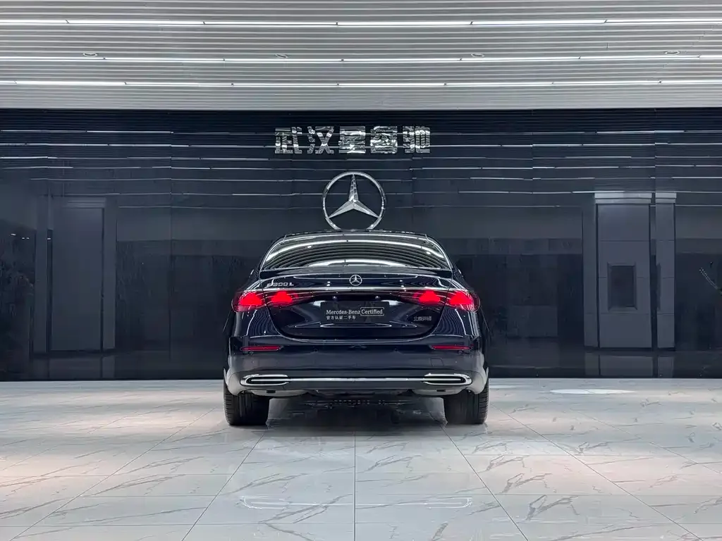 Mercedes-Benz E-Class 2023 из CN, фото 7