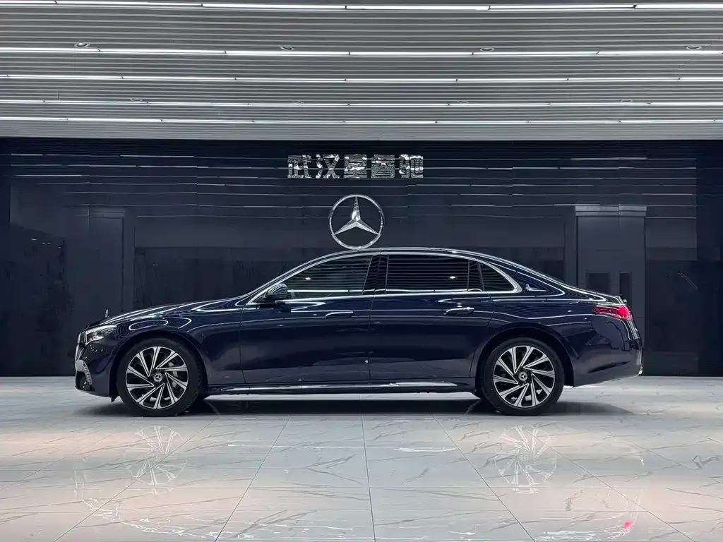 Mercedes-Benz E-Class 2023 из CN, фото 6