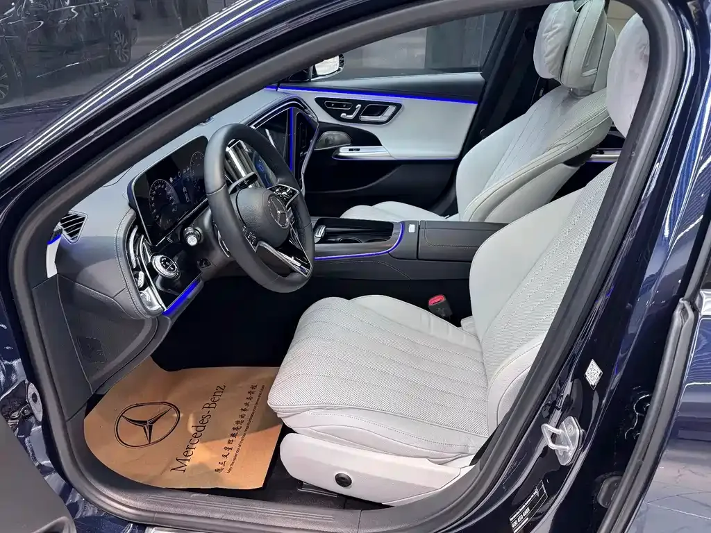 Mercedes-Benz E-Class 2023 из CN, фото 10