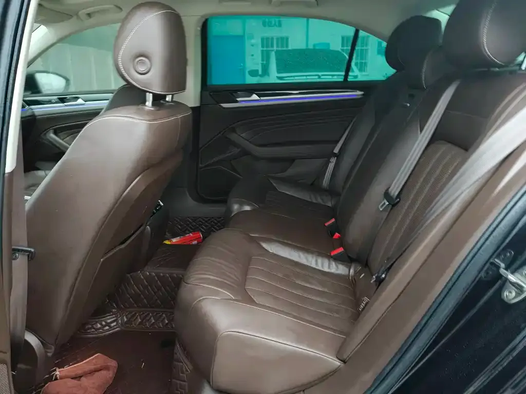 Volkswagen Phideon 2021 из CN, фото 7