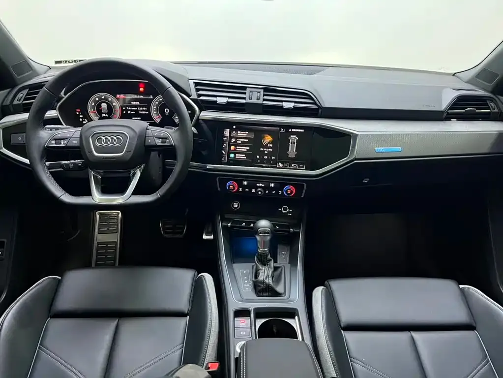 Audi Q3 2024 из CN, фото 5