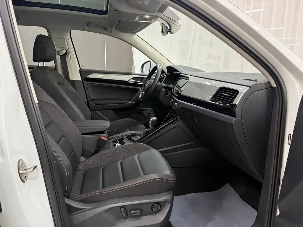 Volkswagen Tayron 2021 из CN, фото 7