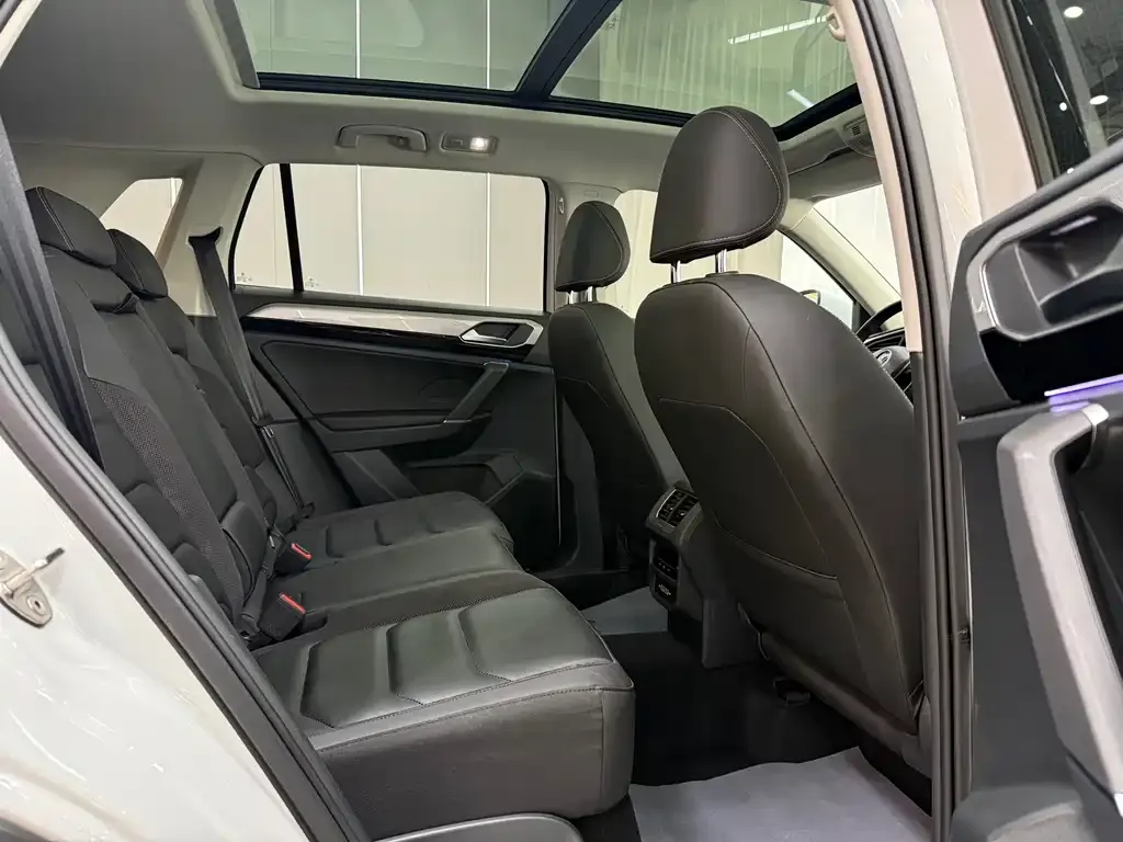 Volkswagen Tayron 2021 из CN, фото 10