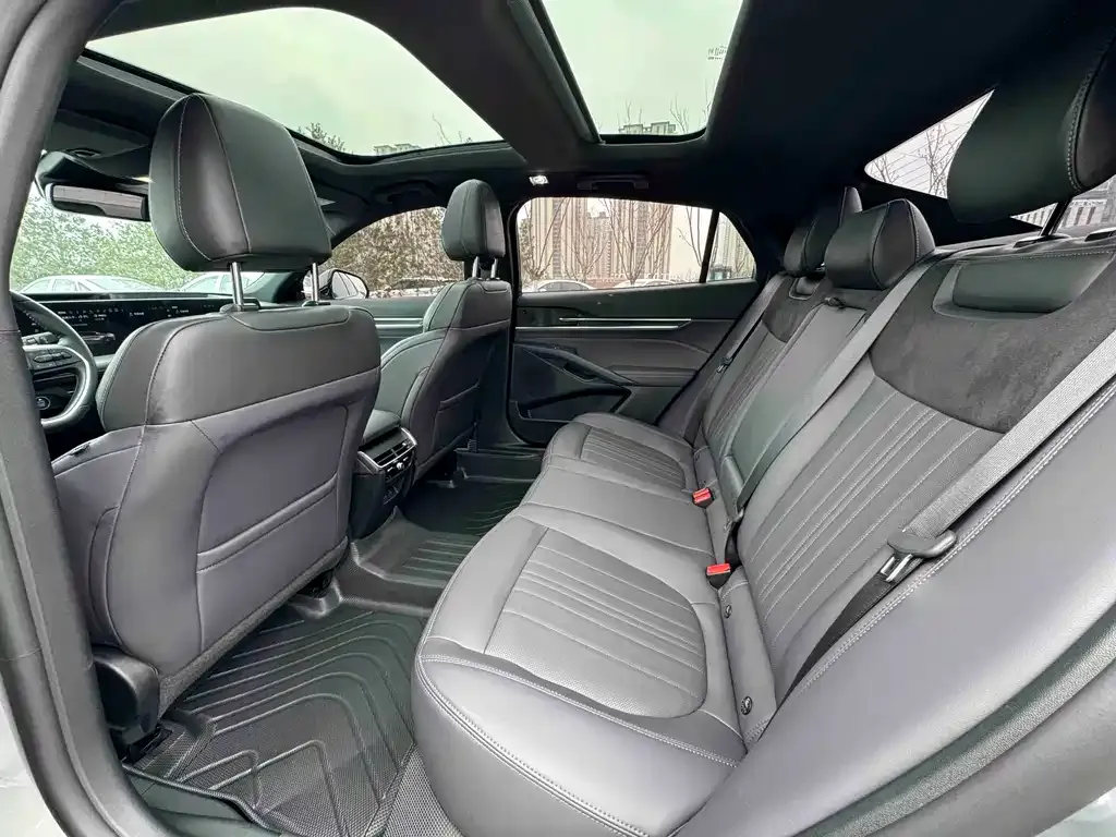 Ford Mondeo 2024 из CN, фото 7