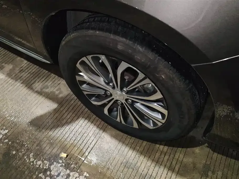 Buick GL8 2022 из CN, фото 6