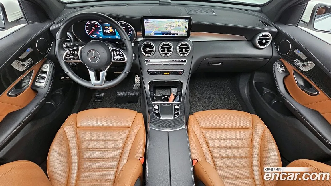 Mercedes-Benz GLC-Class 2023 из KR, фото 2