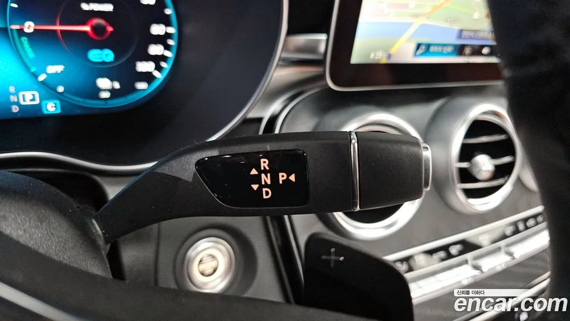Mercedes-Benz GLC-Class 2023 из KR, фото 9