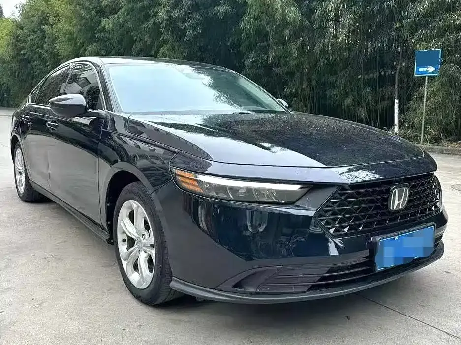 Honda Accord 2023 из CN, фото 8