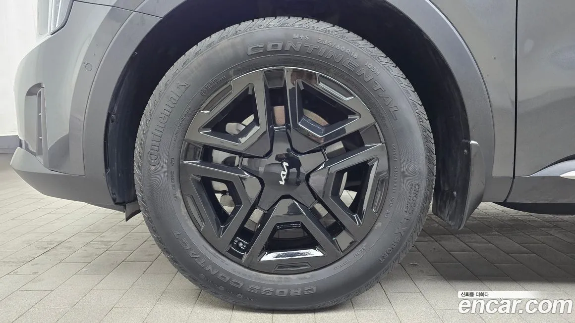 Kia Sorento — фото 4