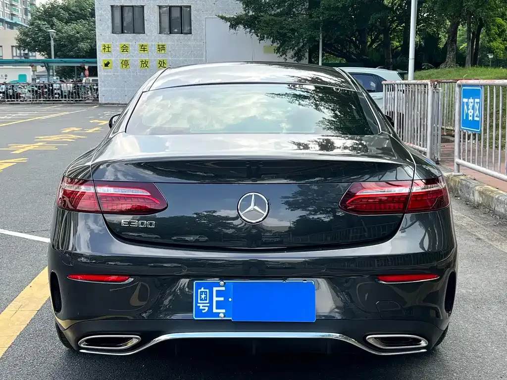 Mercedes-Benz E-Class (Import) — фото 10