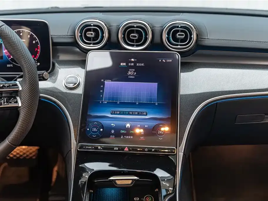 Mercedes-Benz C-Class — фото 10