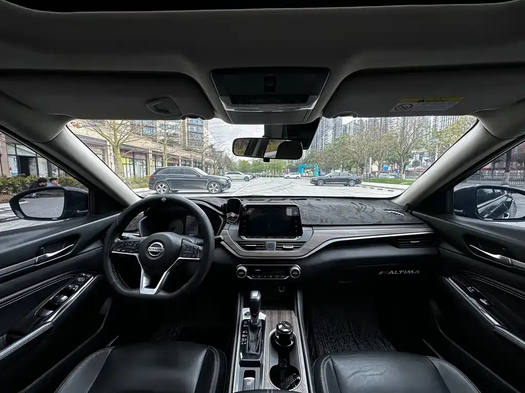 Nissan Teana 2022 из CN, фото 2