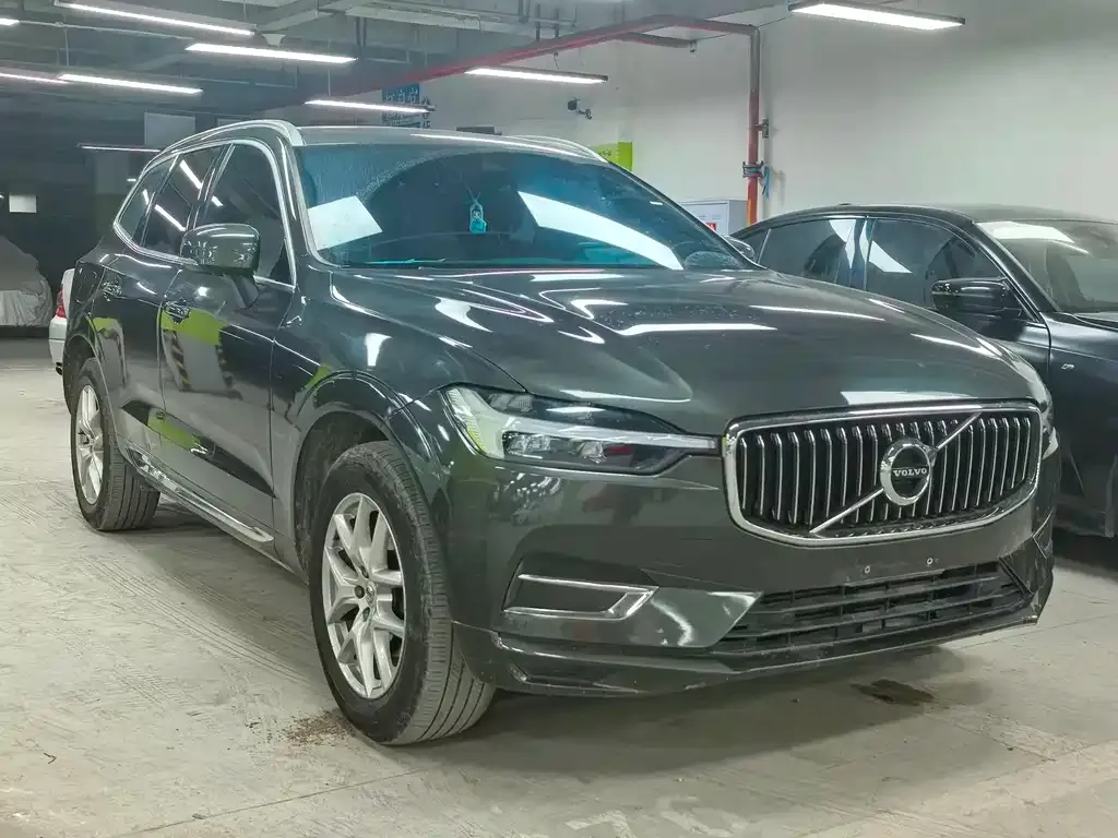 Volvo XC60 2021 из CN, фото 2