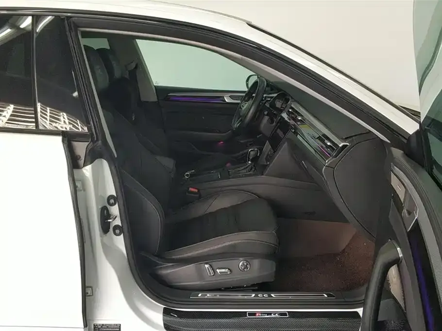 Volkswagen CC 2022 из CN, фото 10