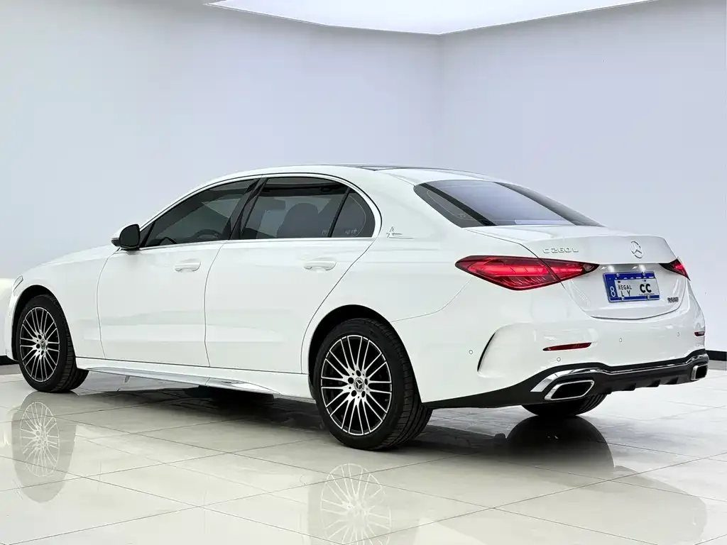 Mercedes-Benz C-Class — фото 4