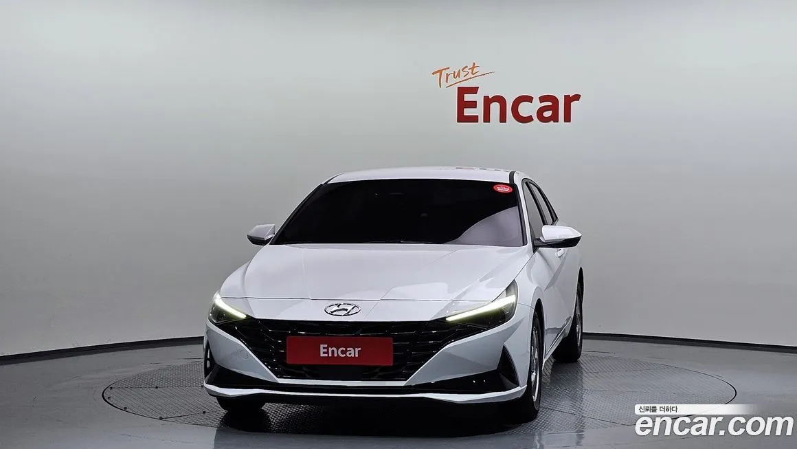Hyundai AVANTE — фото 3
