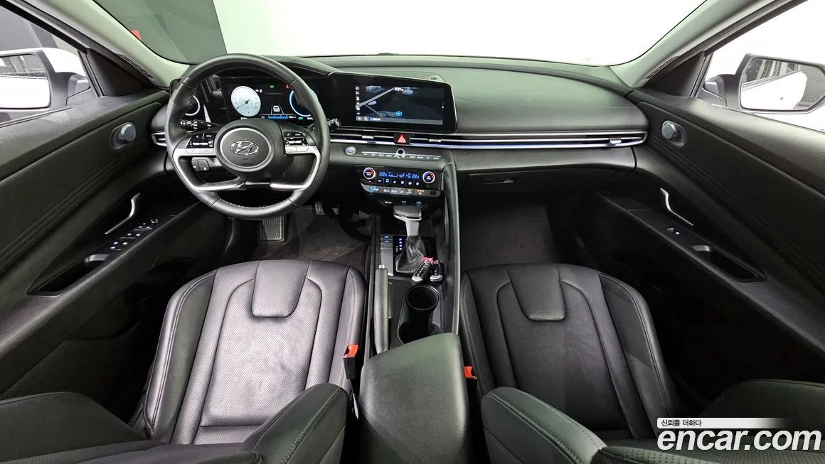Hyundai AVANTE — фото 6
