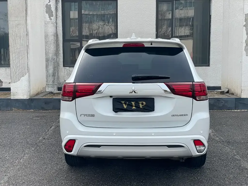 Mitsubishi Outlander 2021 из CN, фото 6