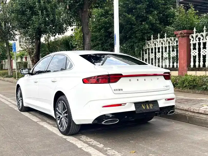 Geely Xingrui — фото 9