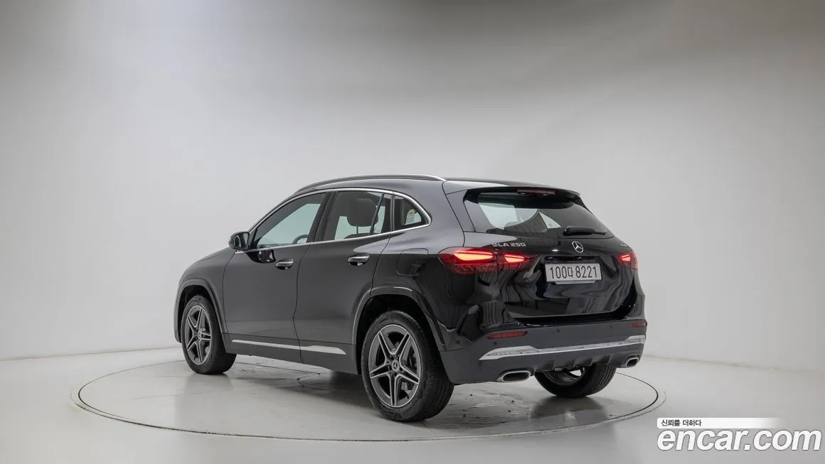 Mercedes-Benz GLA-Class — фото 4